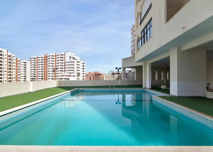 Seaside Sanctuary - Da Rocha